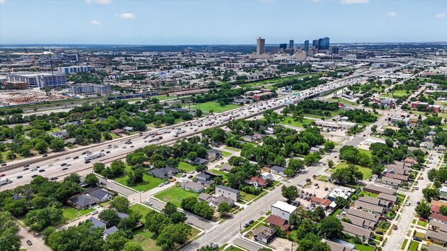 1432 Evans Avenue, Fort Worth, TX 76104