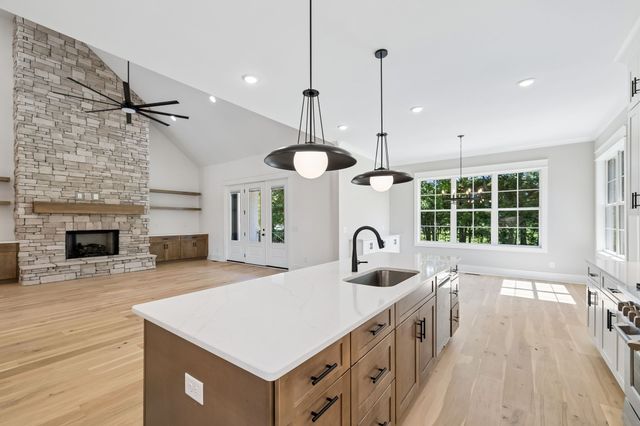 1501 Martha Washington Way, Murfreesboro, TN 37130
