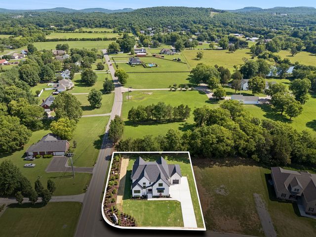 1501 Martha Washington Way, Murfreesboro, TN 37130
