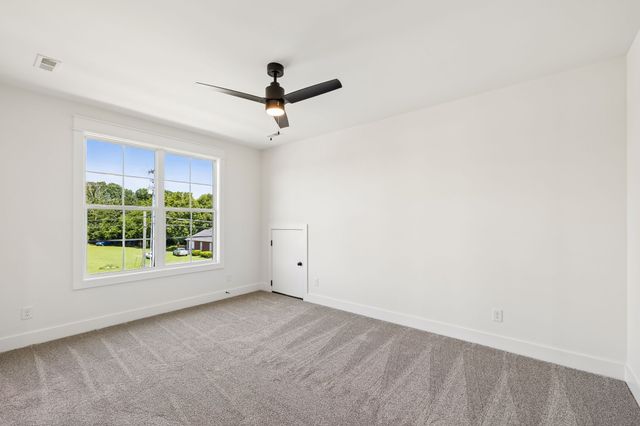 1501 Martha Washington Way, Murfreesboro, TN 37130