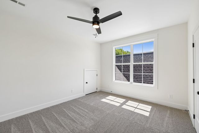 1501 Martha Washington Way, Murfreesboro, TN 37130