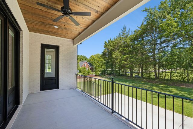 1501 Martha Washington Way, Murfreesboro, TN 37130