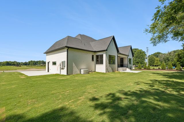 1501 Martha Washington Way, Murfreesboro, TN 37130