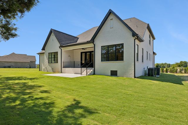 1501 Martha Washington Way, Murfreesboro, TN 37130