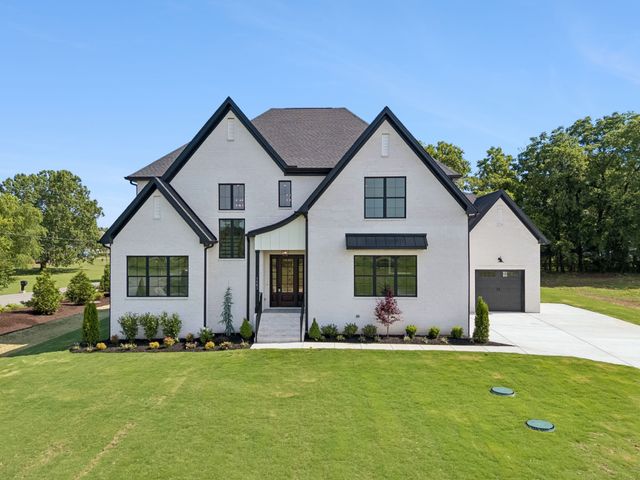 1501 Martha Washington Way, Murfreesboro, TN 37130