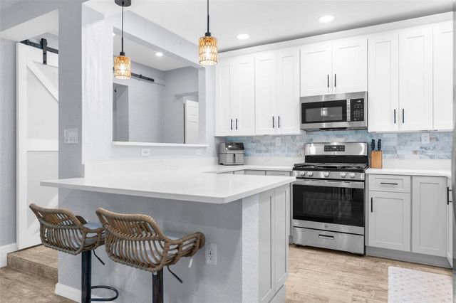 5421 GAY STREET, Weeki Wachee, FL 34607