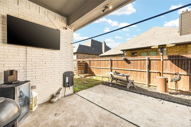 2628 Flycatcher Road, Fort Worth, TX 76118