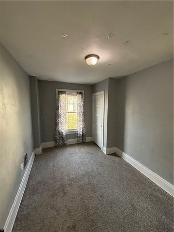 105 Locust Street, New Kensington, PA 15068