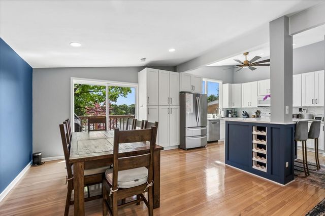 585 Killarney Pass Circle, Mundelein, IL 60060