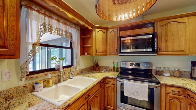 6960 PINECREST LANE N, Pinellas Park, FL 33781