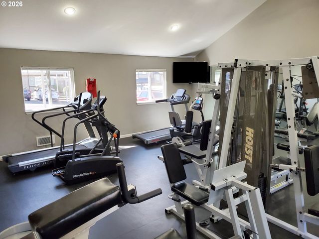 9380 Sw 146TH Ter M2, Beaverton, OR 97007