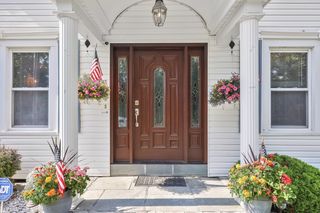 610 Alden St, Springfield, MA 01109