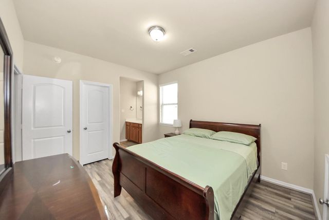 6619 Brady Springs Lane, Sugar Land, TX 77479