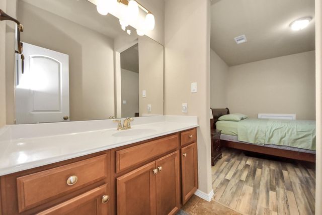 6619 Brady Springs Lane, Sugar Land, TX 77479