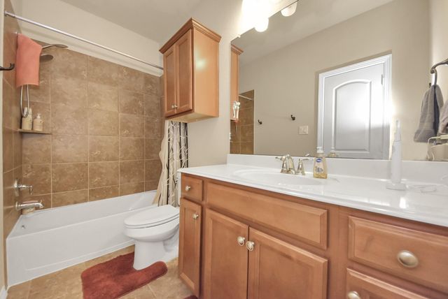 6619 Brady Springs Lane, Sugar Land, TX 77479