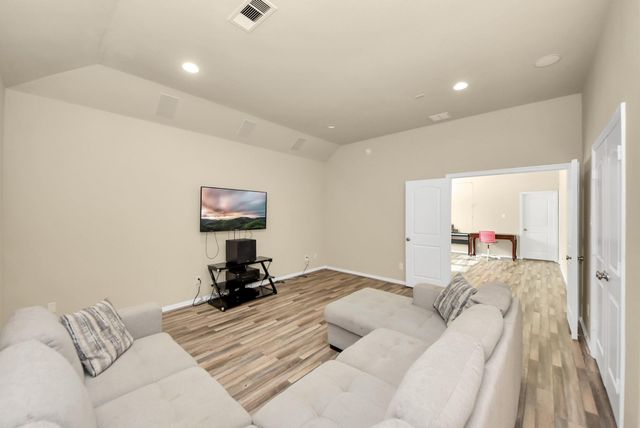 6619 Brady Springs Lane, Sugar Land, TX 77479