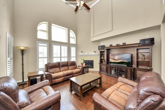 6619 Brady Springs Lane, Sugar Land, TX 77479