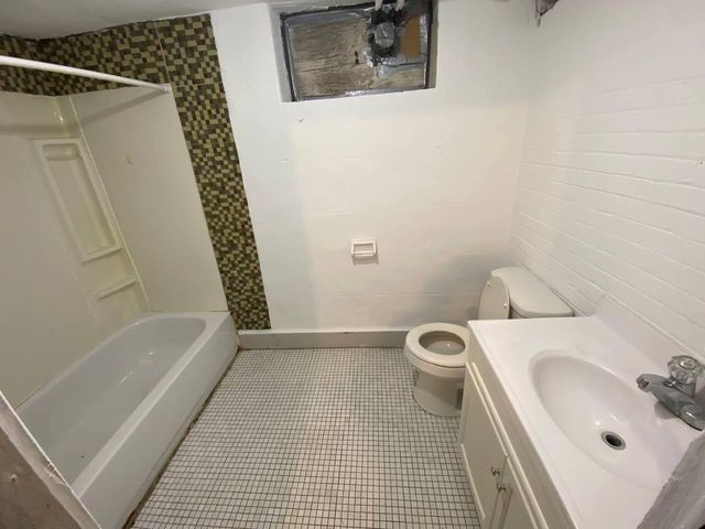 1125 Central Avenue W, Saint Paul, MN 55104