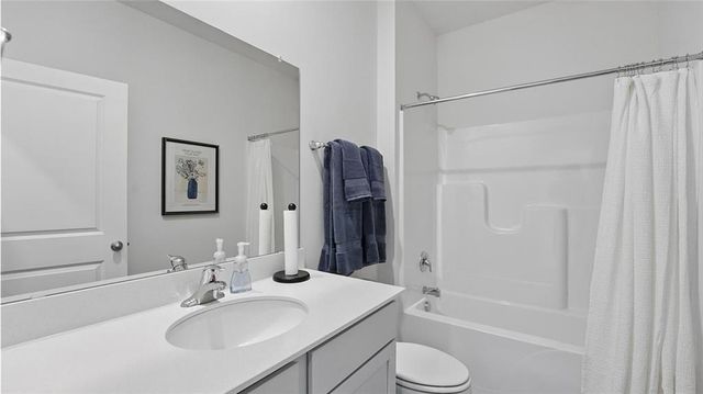 25020 W 178th Terrace, Gardner, KS 66030