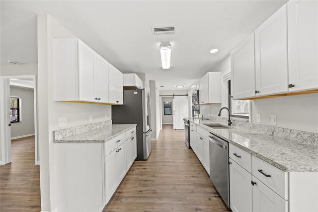 2457 S SUMMERWOOD POINT, Inverness, FL 34450