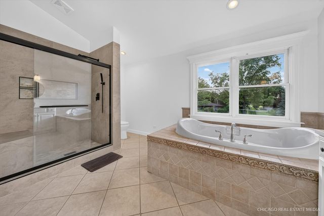 5N672 Jens Jensen Lane, St. Charles, IL 60175