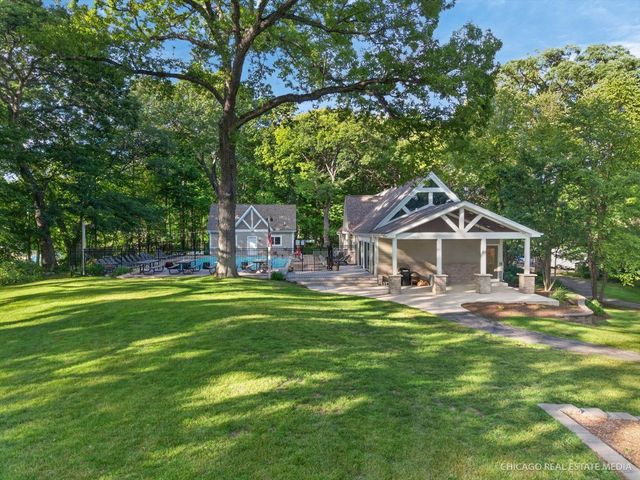 5N672 Jens Jensen Lane, St. Charles, IL 60175