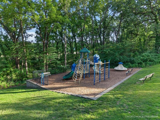 5N672 Jens Jensen Lane, St. Charles, IL 60175