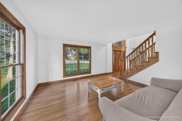 5N672 Jens Jensen Lane, St. Charles, IL 60175
