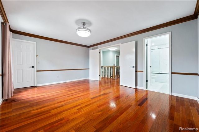 2196 Willow Leaf Drive, Rochester Hills, MI 48309