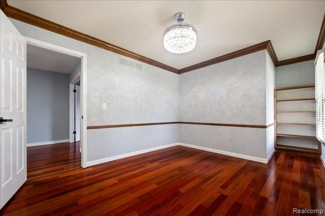 2196 Willow Leaf Drive, Rochester Hills, MI 48309