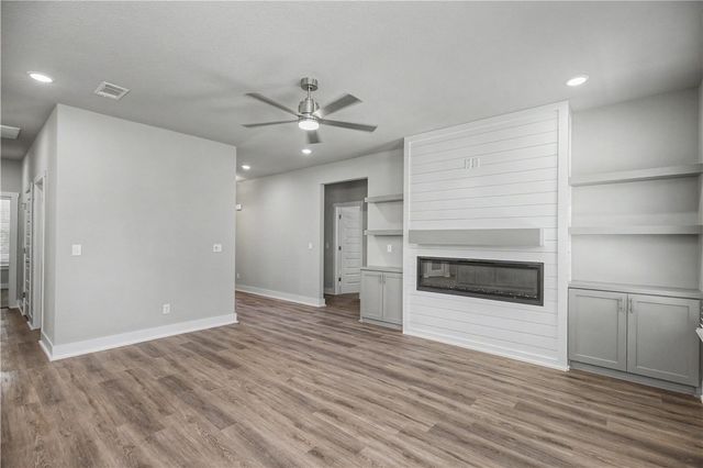 6801 SW Orange Avenue, Bentonville, AR 72715