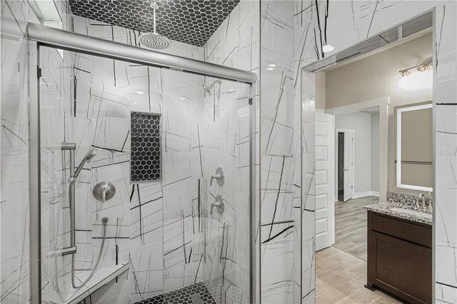 6801 SW Orange Avenue, Bentonville, AR 72715