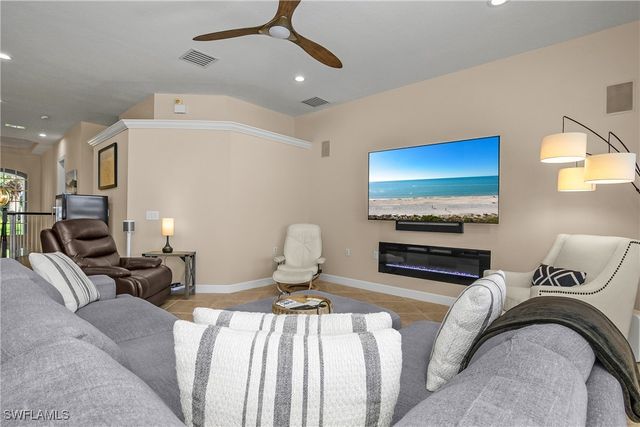 9261 Indigo Isle CT 202, Estero, FL 34135