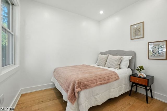 37 Cypress St, Millburn Twp., NJ 07041