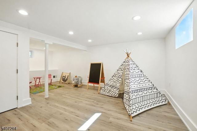 37 Cypress St, Millburn Twp., NJ 07041