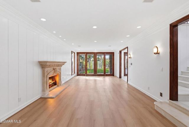 24756 Eilat Street, Woodland Hills, CA 91367