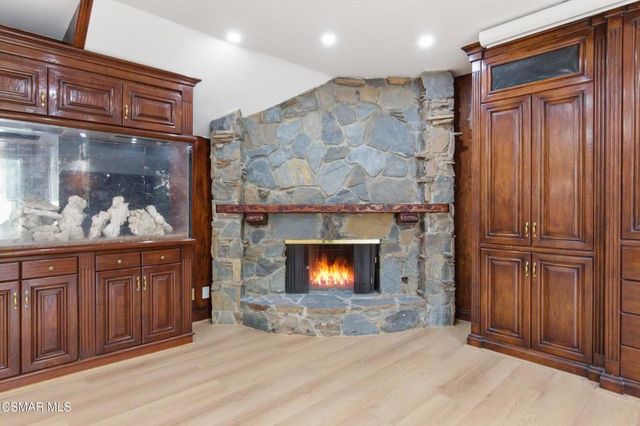 24756 Eilat Street, Woodland Hills, CA 91367