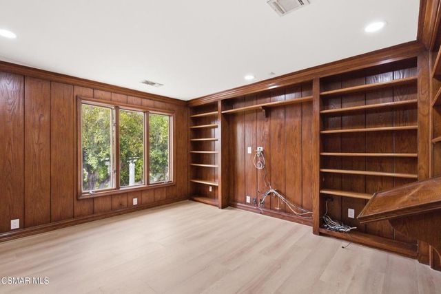24756 Eilat Street, Woodland Hills, CA 91367