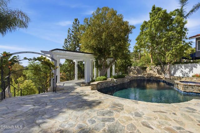 24756 Eilat Street, Woodland Hills, CA 91367
