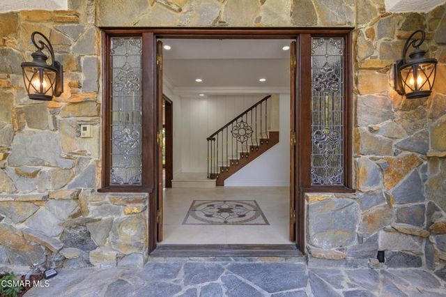 24756 Eilat Street, Woodland Hills, CA 91367