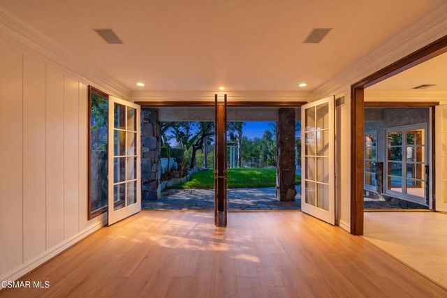24756 Eilat Street, Woodland Hills, CA 91367