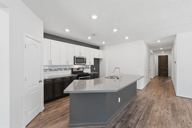 1140 Clonmore Court, Conroe, TX 77304