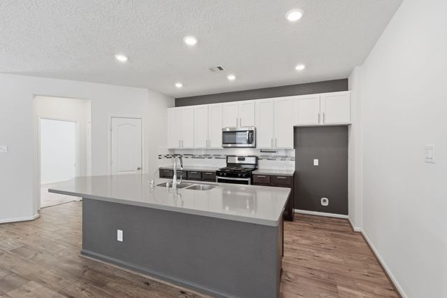 1140 Clonmore Court, Conroe, TX 77304