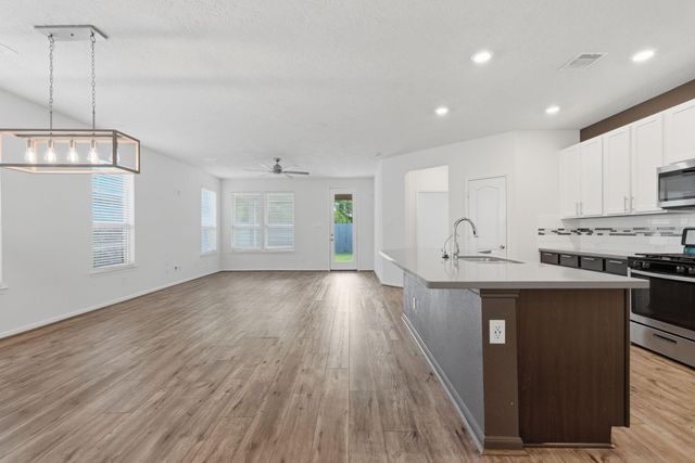 1140 Clonmore Court, Conroe, TX 77304