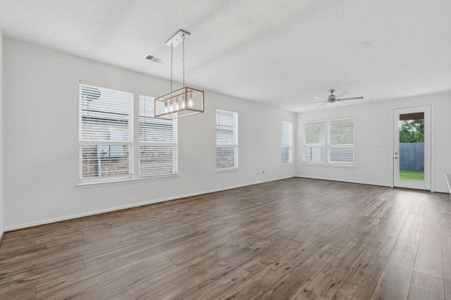 1140 Clonmore Court, Conroe, TX 77304
