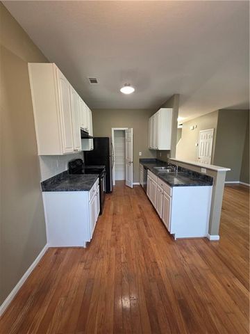 7067 Brookview Circle, Riverdale, GA 30274