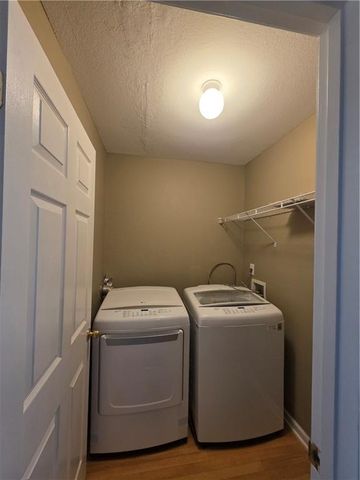 7067 Brookview Circle, Riverdale, GA 30274