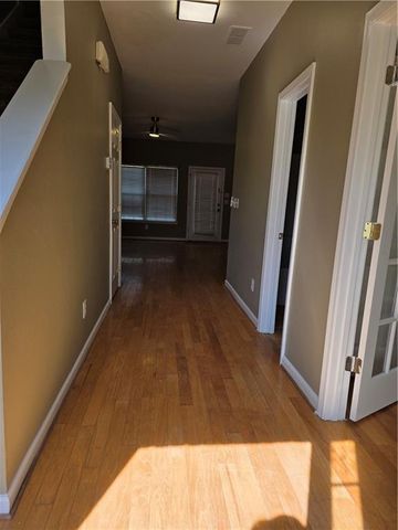 7067 Brookview Circle, Riverdale, GA 30274