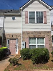 7067 Brookview Circle, Riverdale, GA 30274