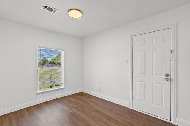 1806 Wellington Street, Greenville, TX 75401